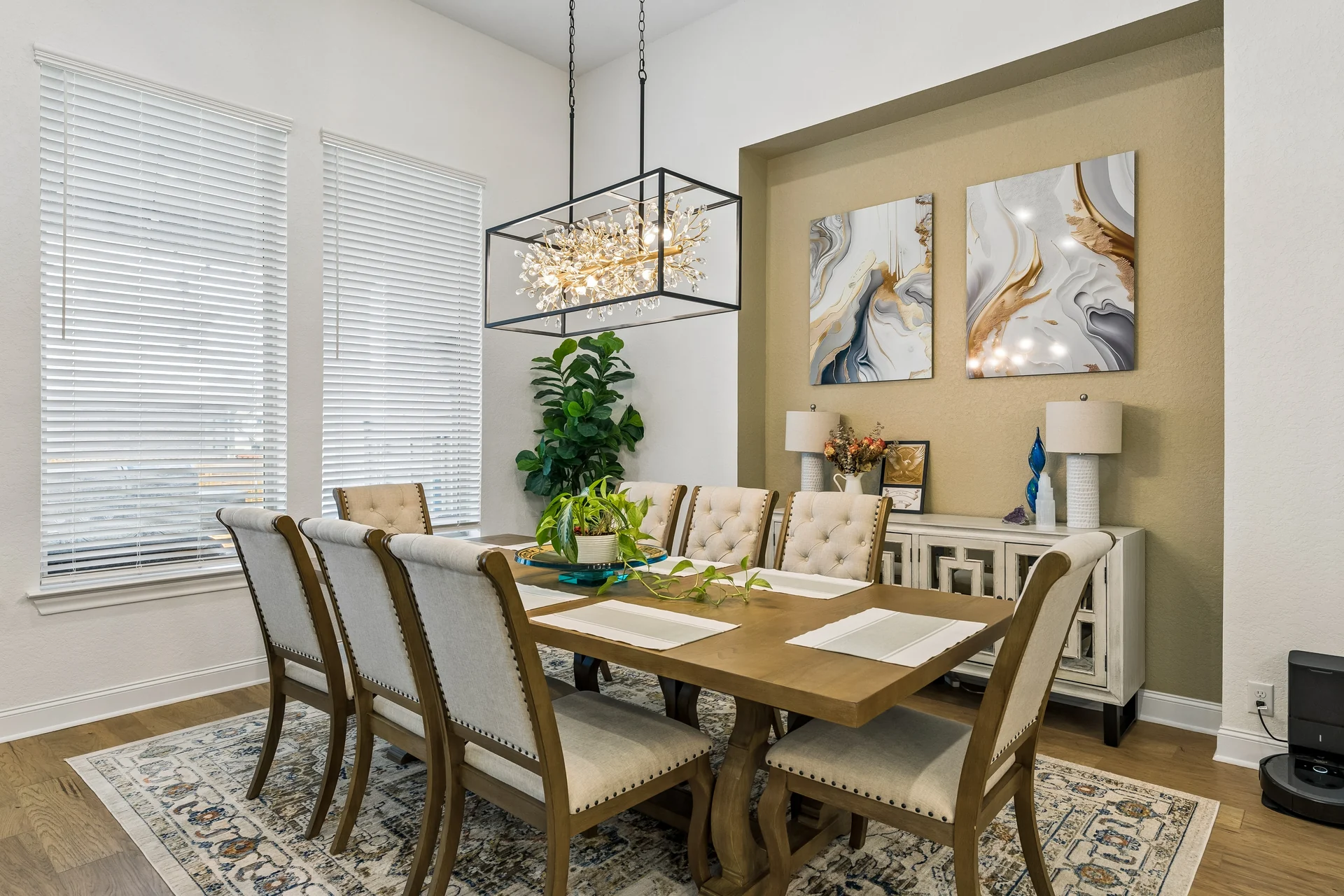 Dining room beside the kitchen and living room